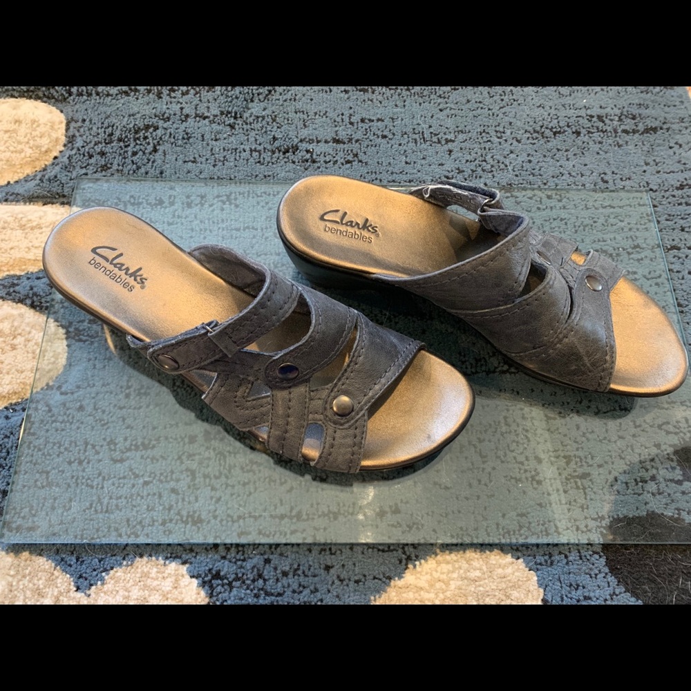 Clark bendables Sandals